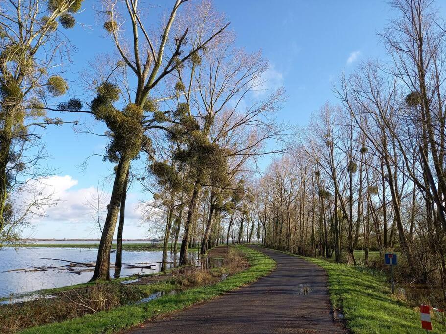 Grand Lieu : Maisonnette Au Calme Avec Jardin Casa vacanze *